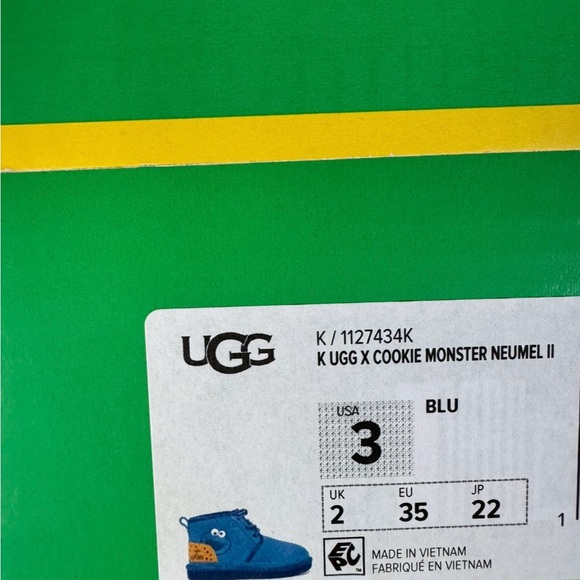 Brand New UGG X Elmo Neumel II “Blue” Kids Boots - Picture 11 of 12